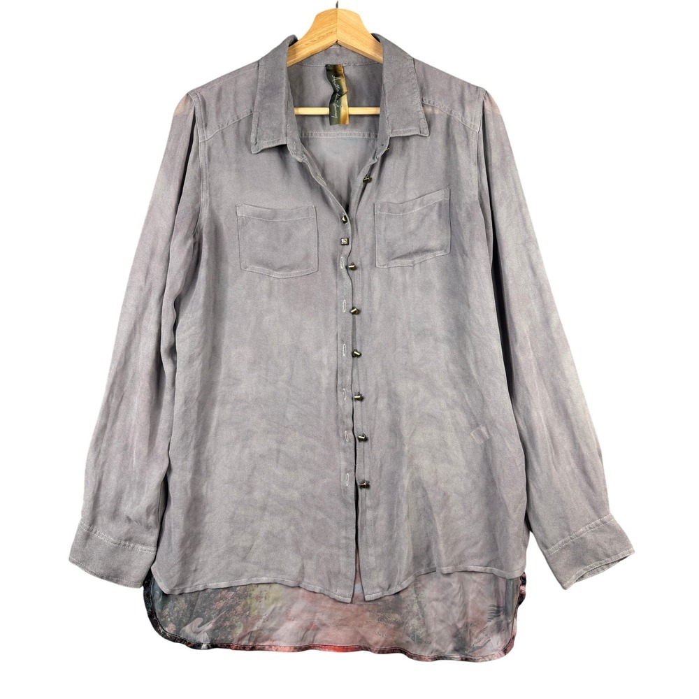Aratta Silent Journey Gray Cherub Angel Graphic Back Button Down Shirt Studded